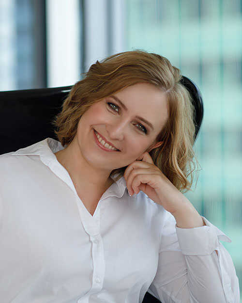 Анна Комлева